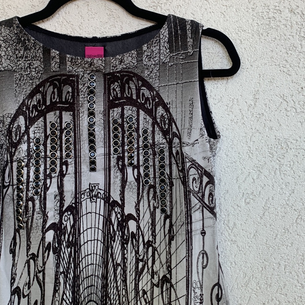 Save The Queen Black and grey illusion print dress with black jewel accents - Picture 4 of 13